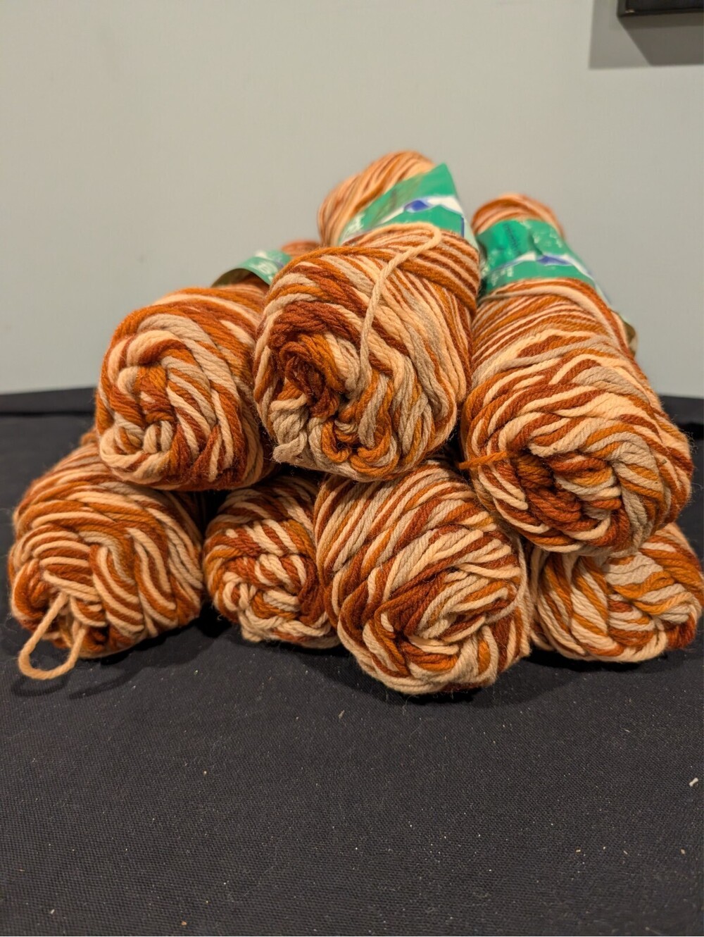 7 Skeins Vintage Columbia Minerva Nantuk Ombre Yarn Rust Tan Cream Orlon Acrylic